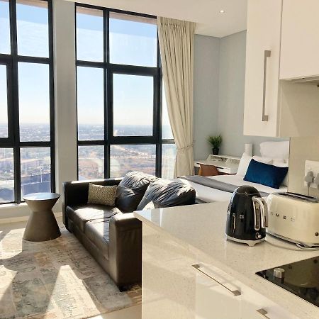 Urban Awe Apartment-Itowers 23Rd Floor Gaborone Exteriör bild
