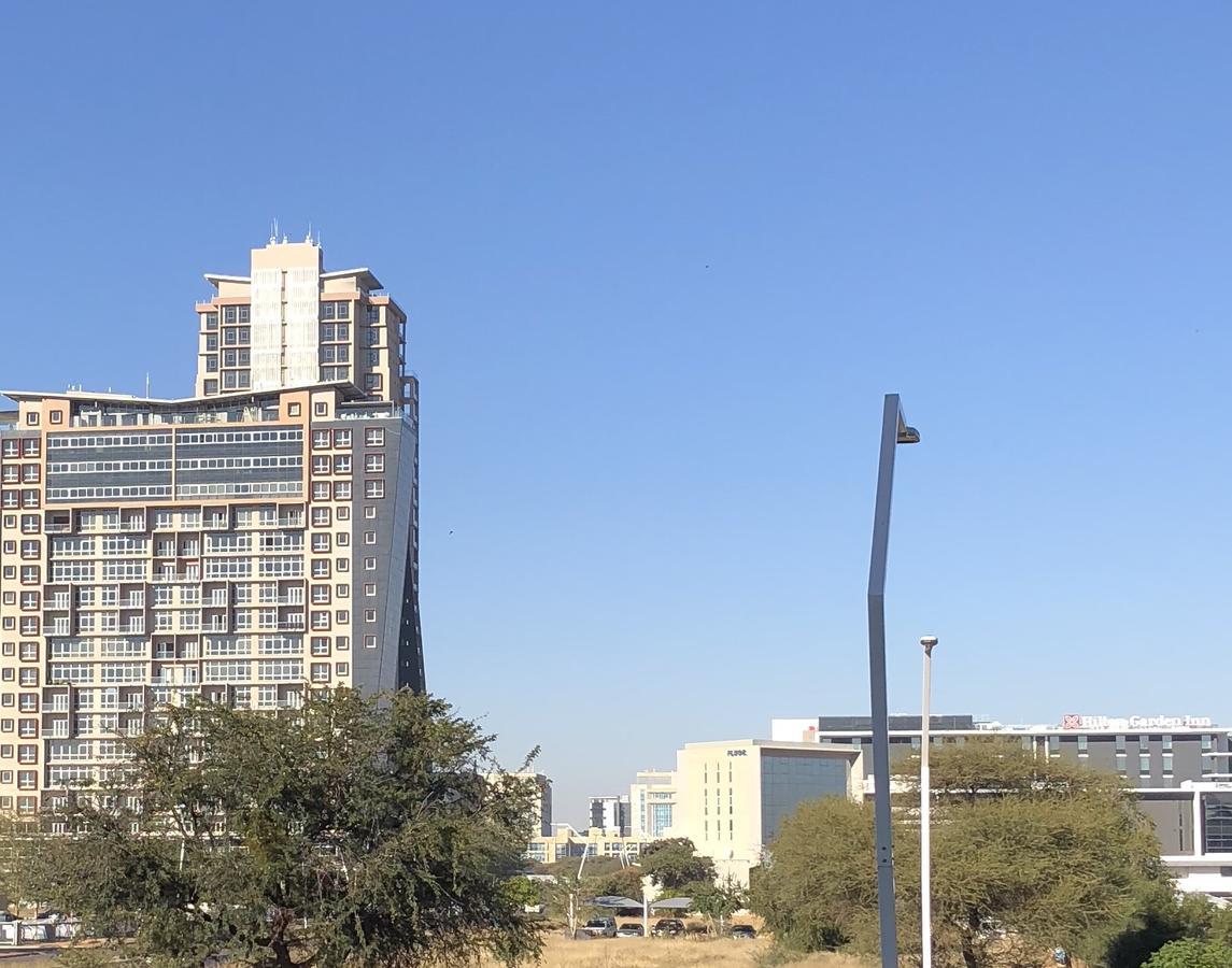 Urban Awe Apartment-Itowers 23Rd Floor Gaborone Exteriör bild